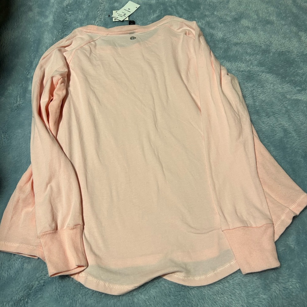 Pink Flowy top - Picture 4 of 4